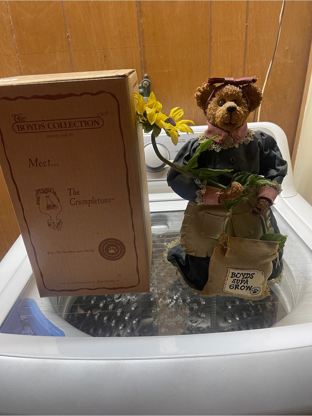 Boyds bear Liddy Pearl Crumpleton 12 inch figurine